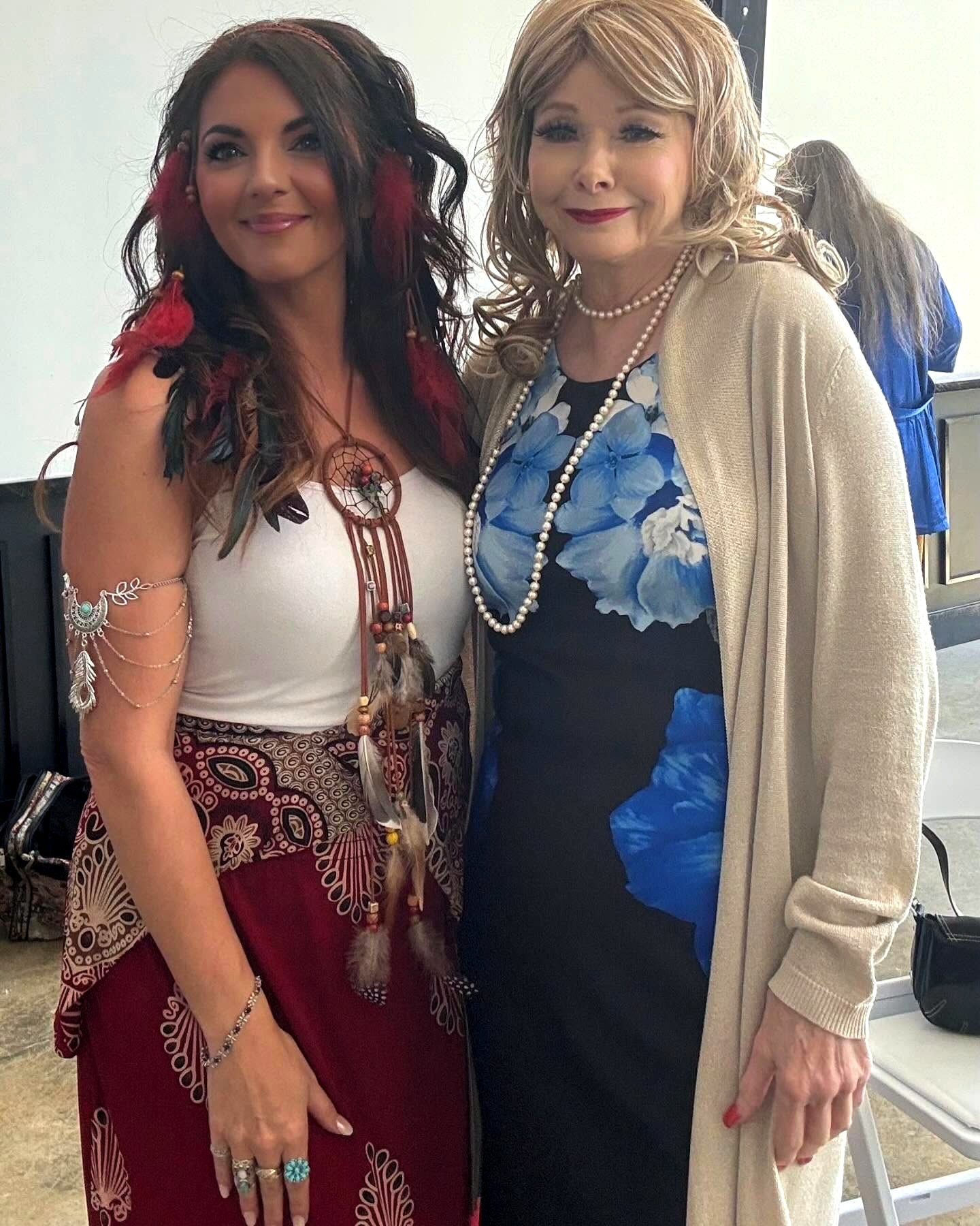 Amanda Rose and Lynn Lowry
